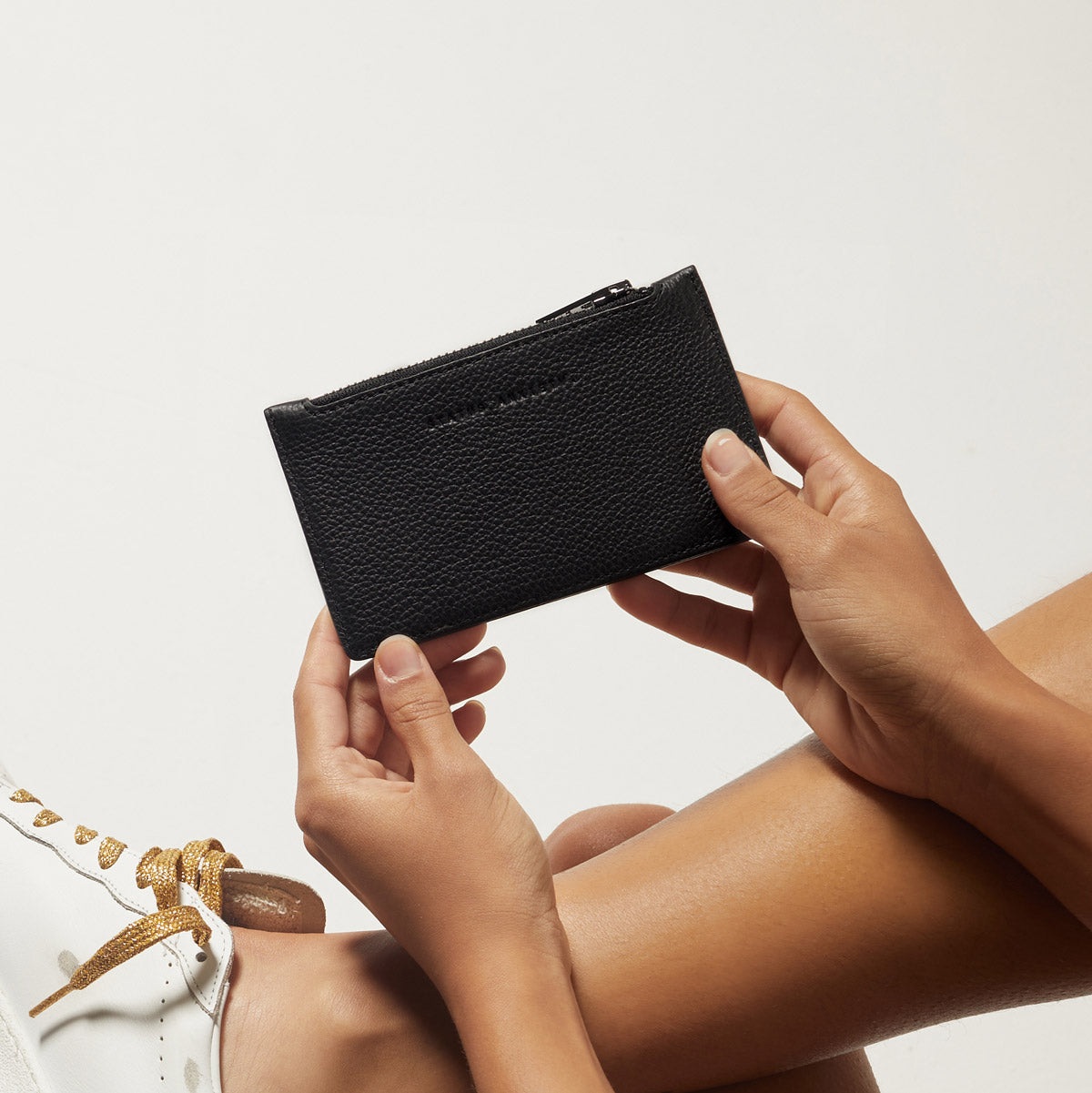 Avoiding Things Women's Black Leather Wallet | Status Anxiety®